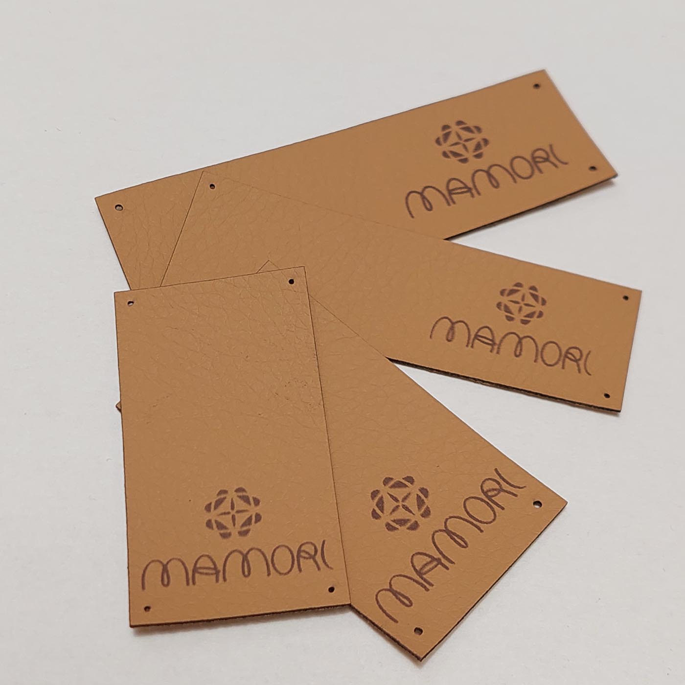 Helepruun kunstnahast eritellimus silt oma logo või kujundusega