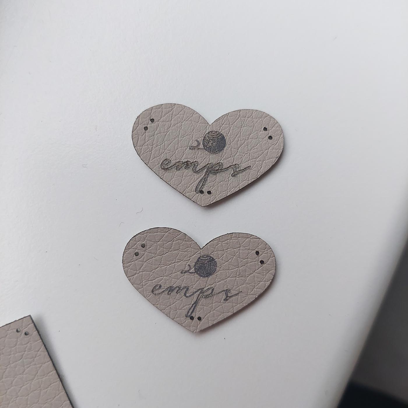 Beež kunstnahast eritellimus silt oma logo või kujundusega