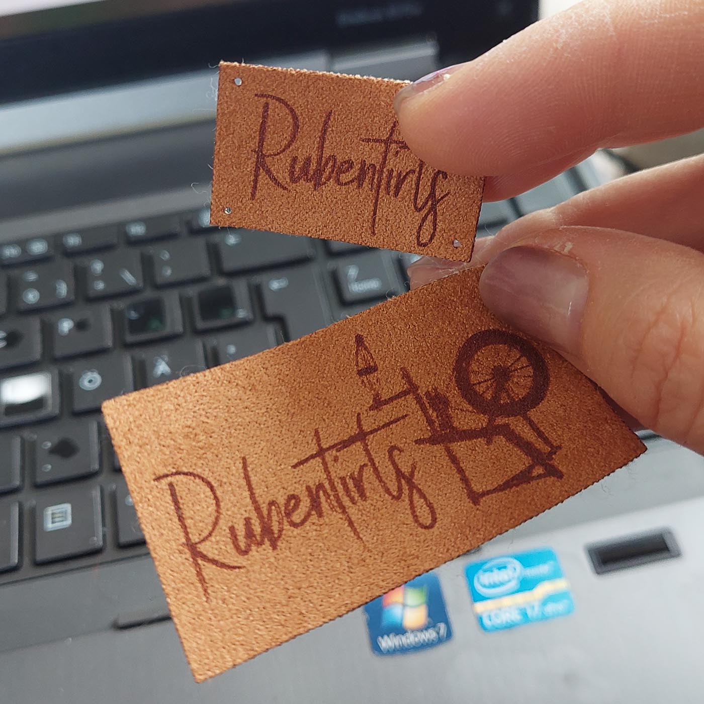 Pruun kangast eritellimus silt oma logo või kujundusega