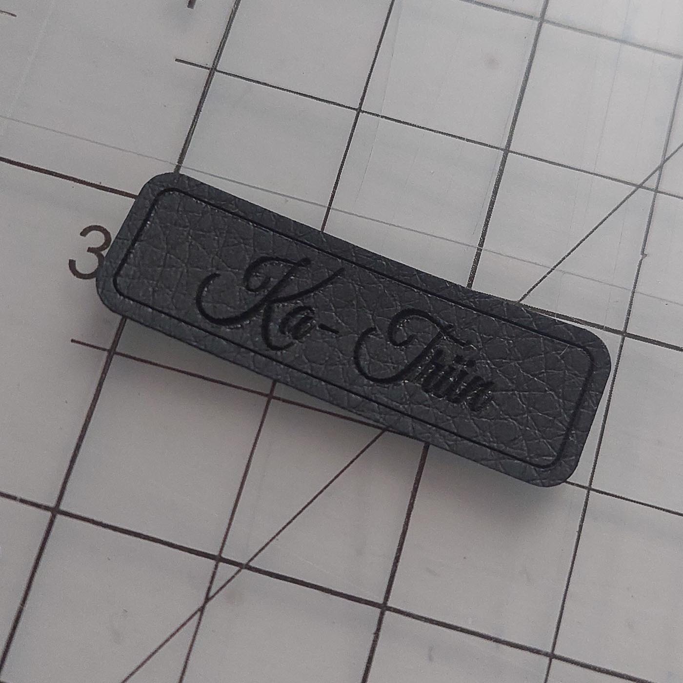 Must kunstnahast  eritellimus silt oma logo või kujundusega