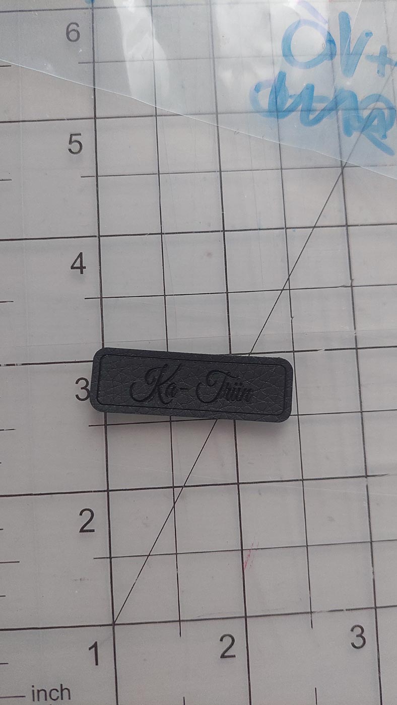 Must kunstnahast  eritellimus silt oma logo või kujundusega