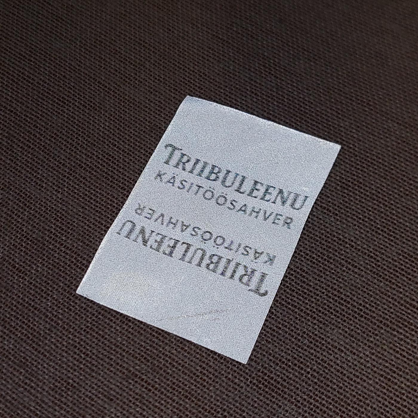 Helkurkangast silt oma kujundusega